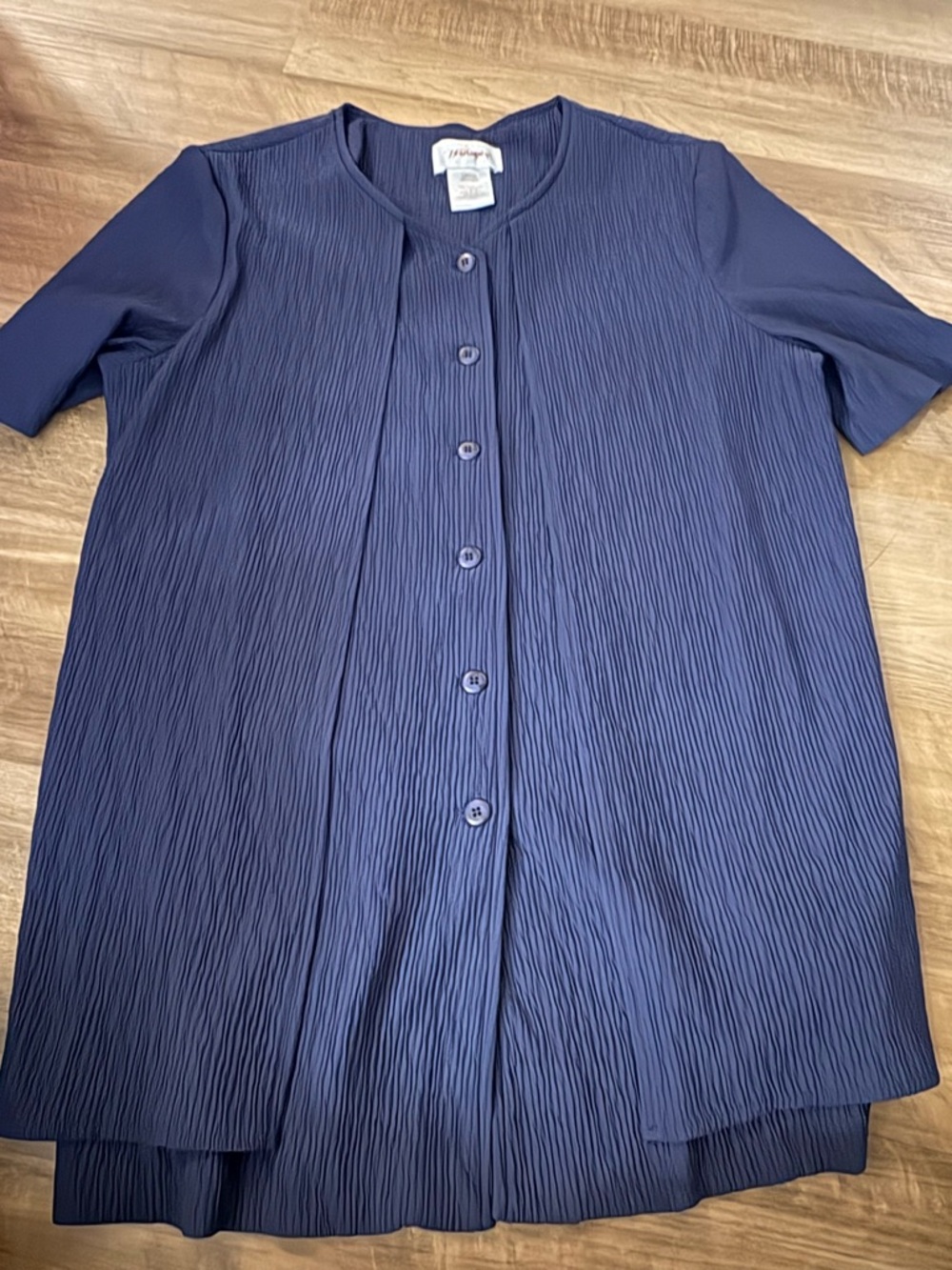 Worthington Textured Navy Short Sleeve Blouse